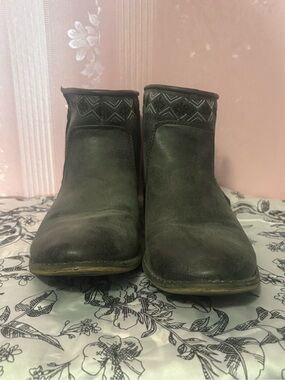 Roxy ankle boot